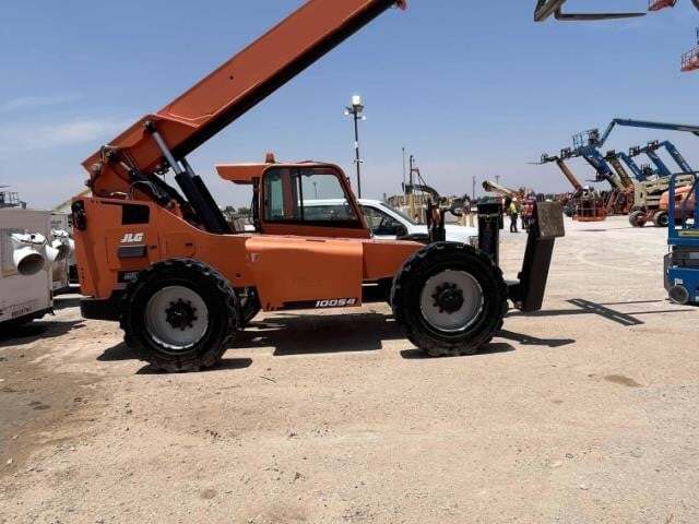 2018 SkyTrak 10054