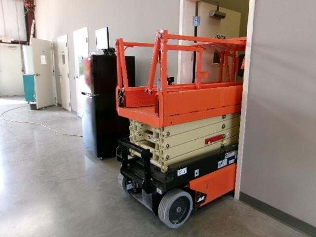 2025 JLG R1932-21