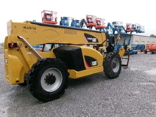 2019 CAT TL1055D-3