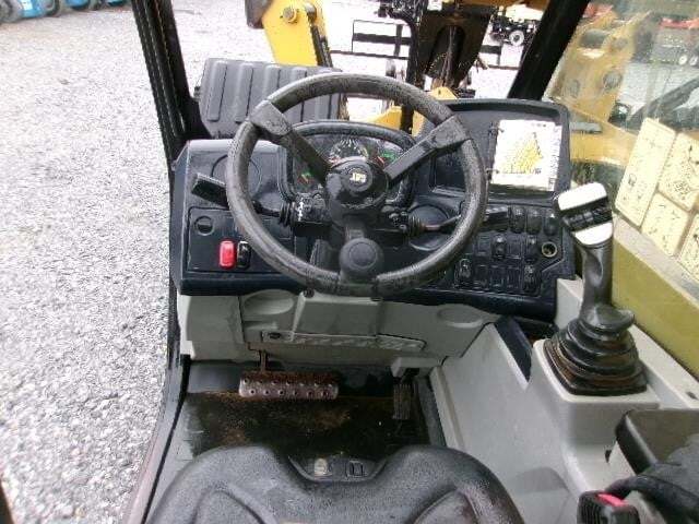 2019 CAT TL1055D-24