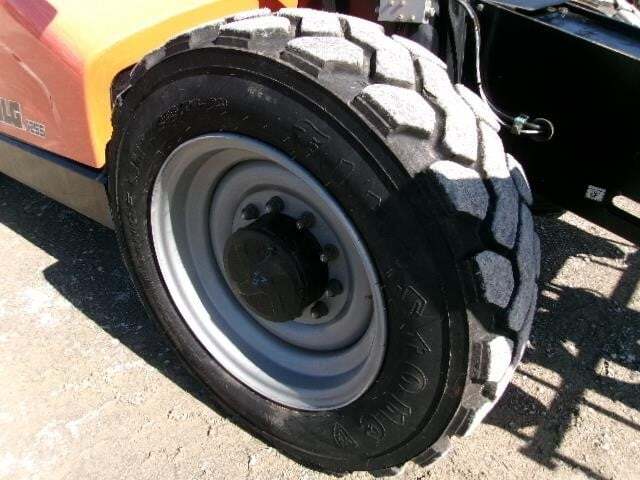 2022 JLG 1255-10