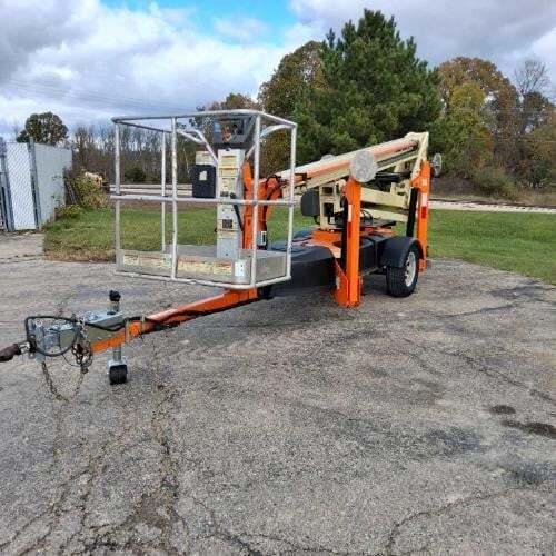2018 JLG T350