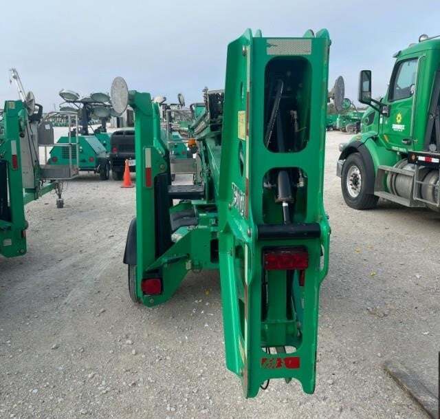 2017 JLG T500-5