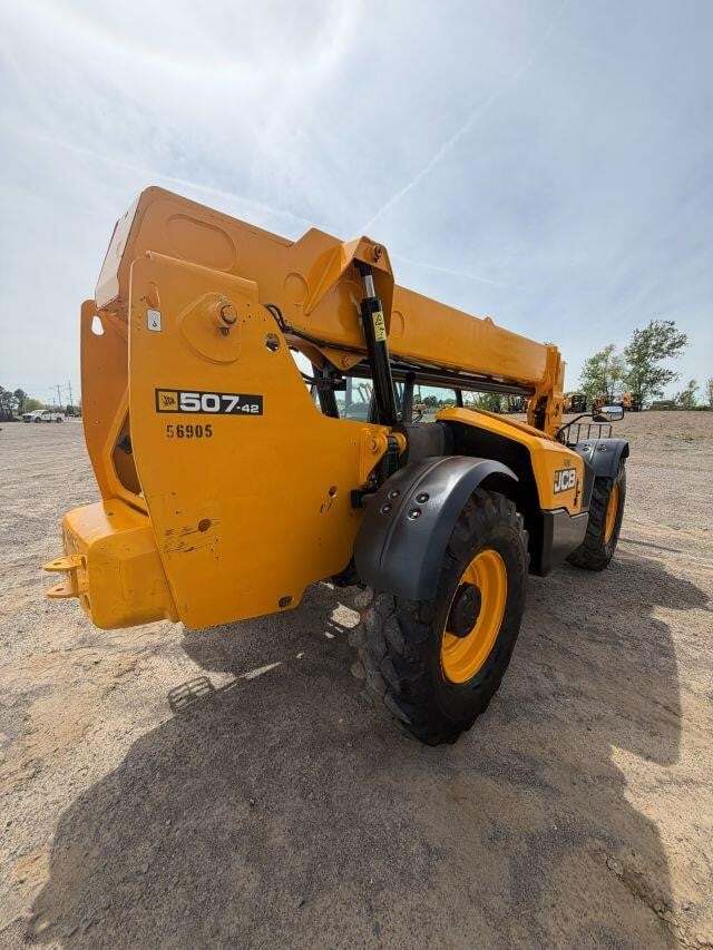2019 JCB 507-42-6