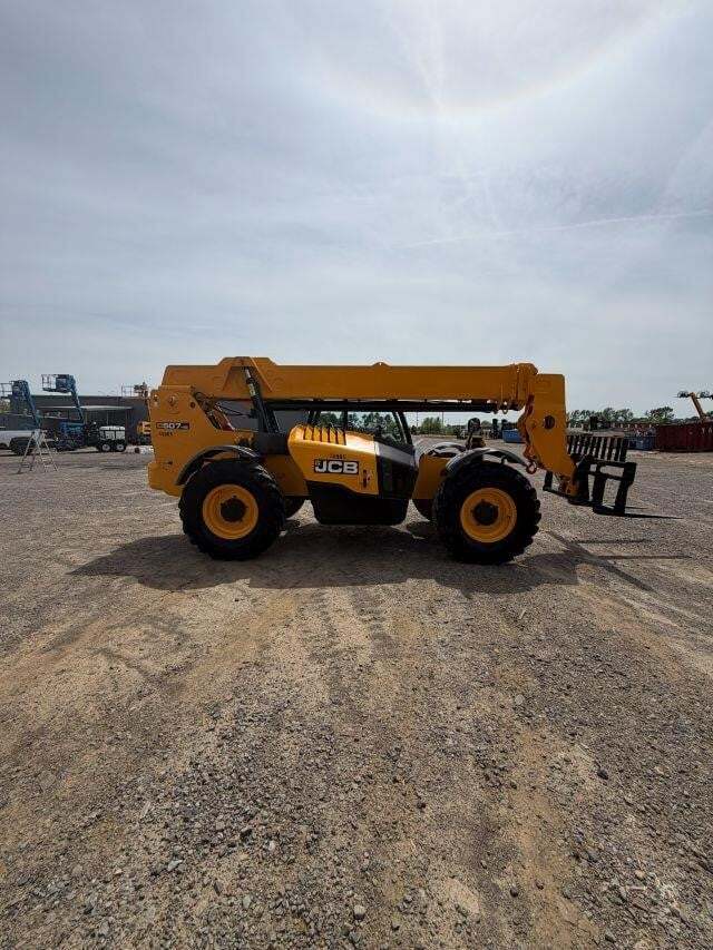 2019 JCB 507-42-7