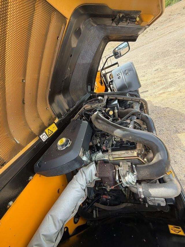 2019 JCB 507-42-18