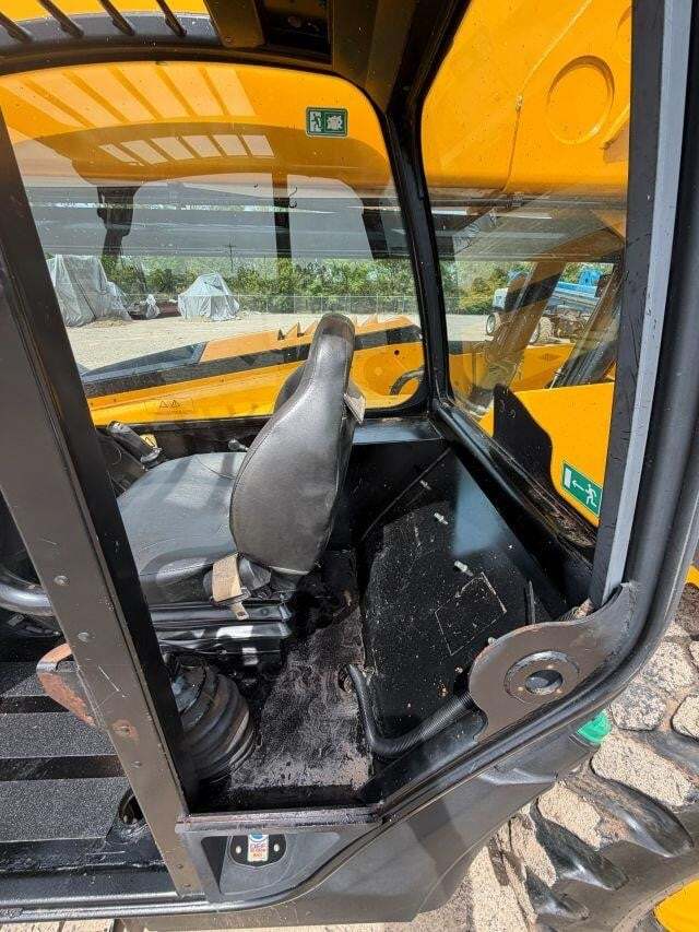 2019 JCB 507-42-24