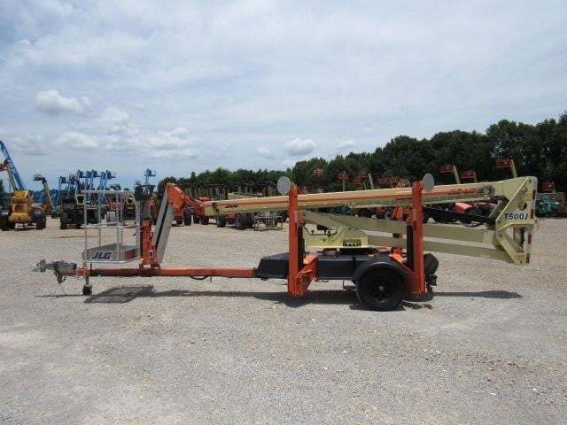 2019 JLG T500J