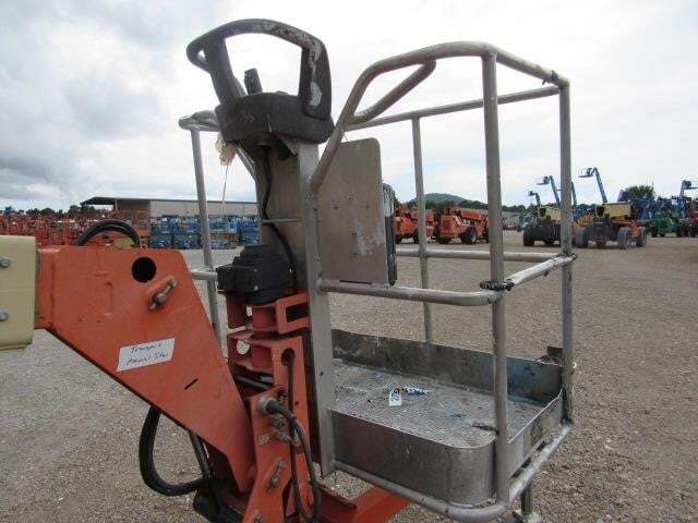2019 JLG T350-12