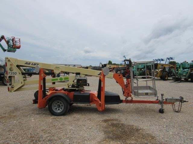 2019 JLG T350-5