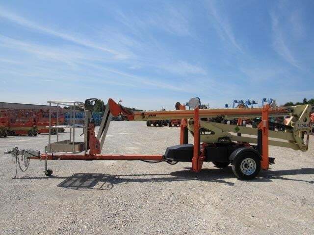 2019 JLG T500J