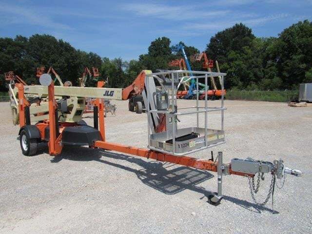 2019 JLG T500J-4