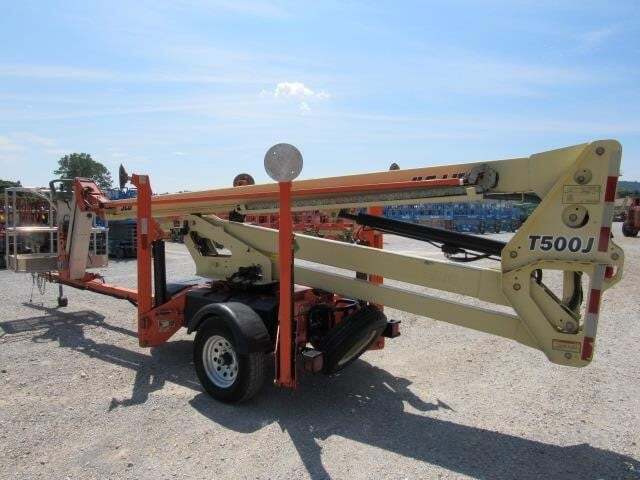 2019 JLG T500J-8