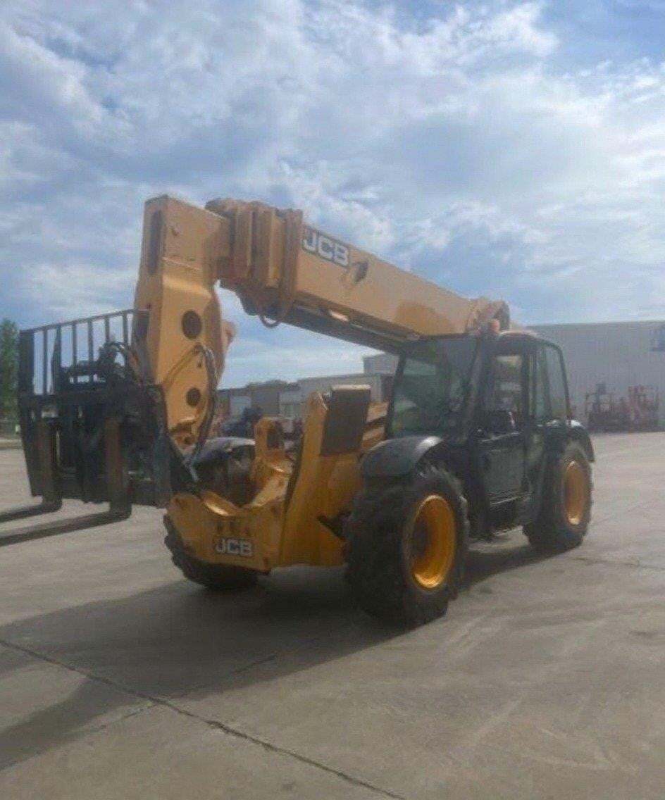 2018 JCB 510-56