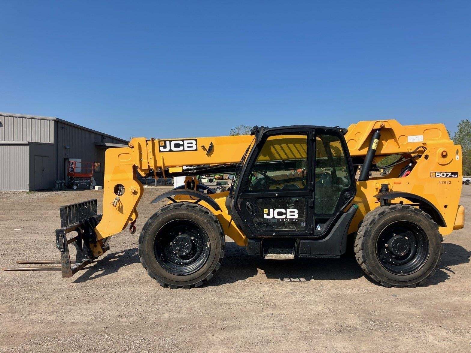 2021 JCB 507-42