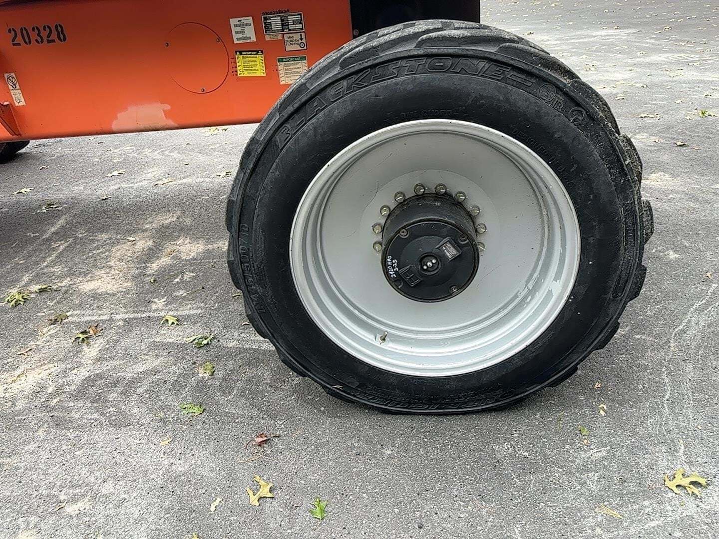 2017 JLG 1350SJP-10