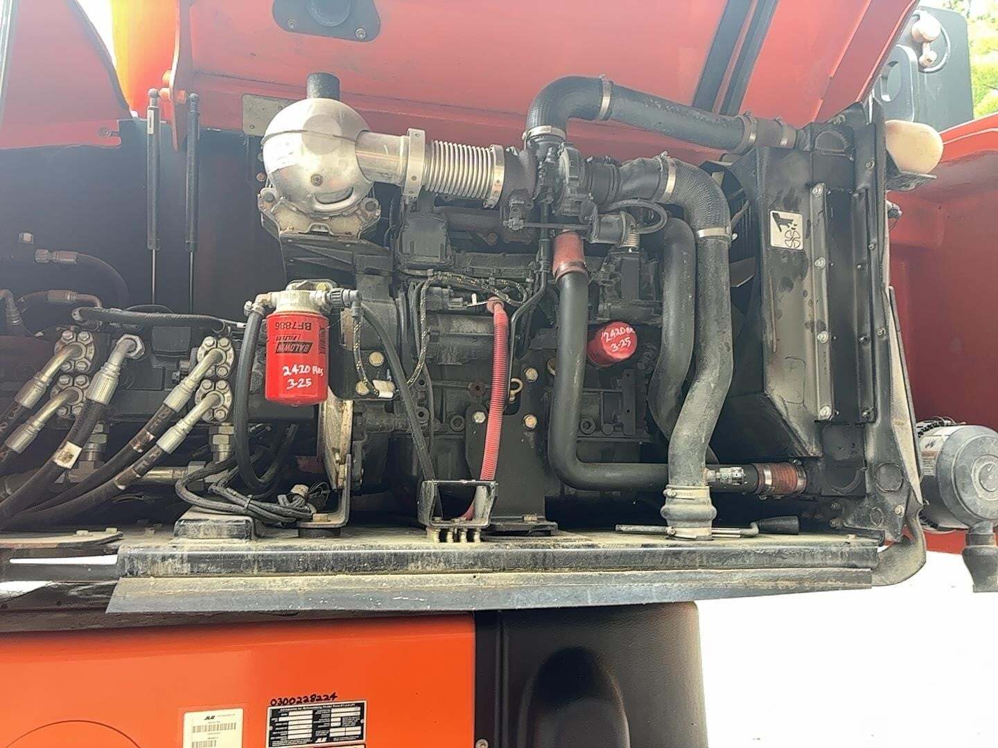 2017 JLG 1350SJP-14