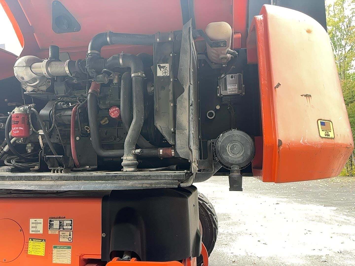 2017 JLG 1350SJP-15