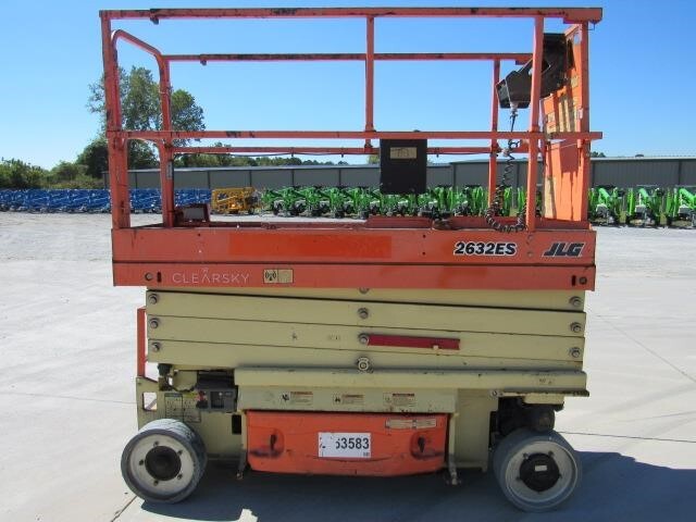 2019 JLG 2632ES-5