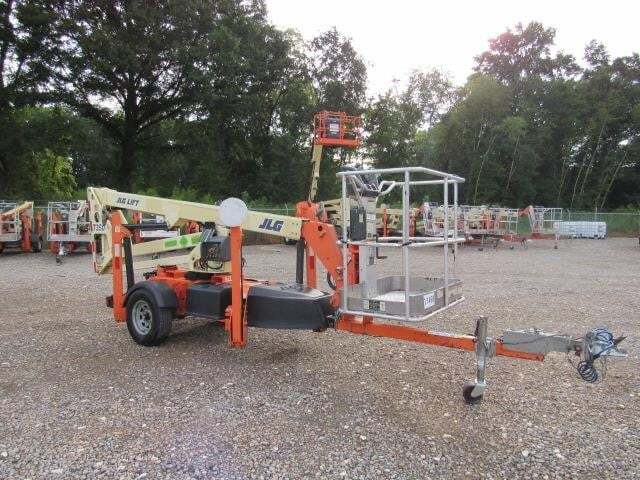 2019 JLG T350-4