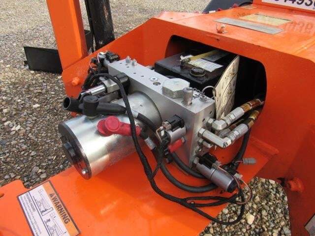 2019 JLG T350-20