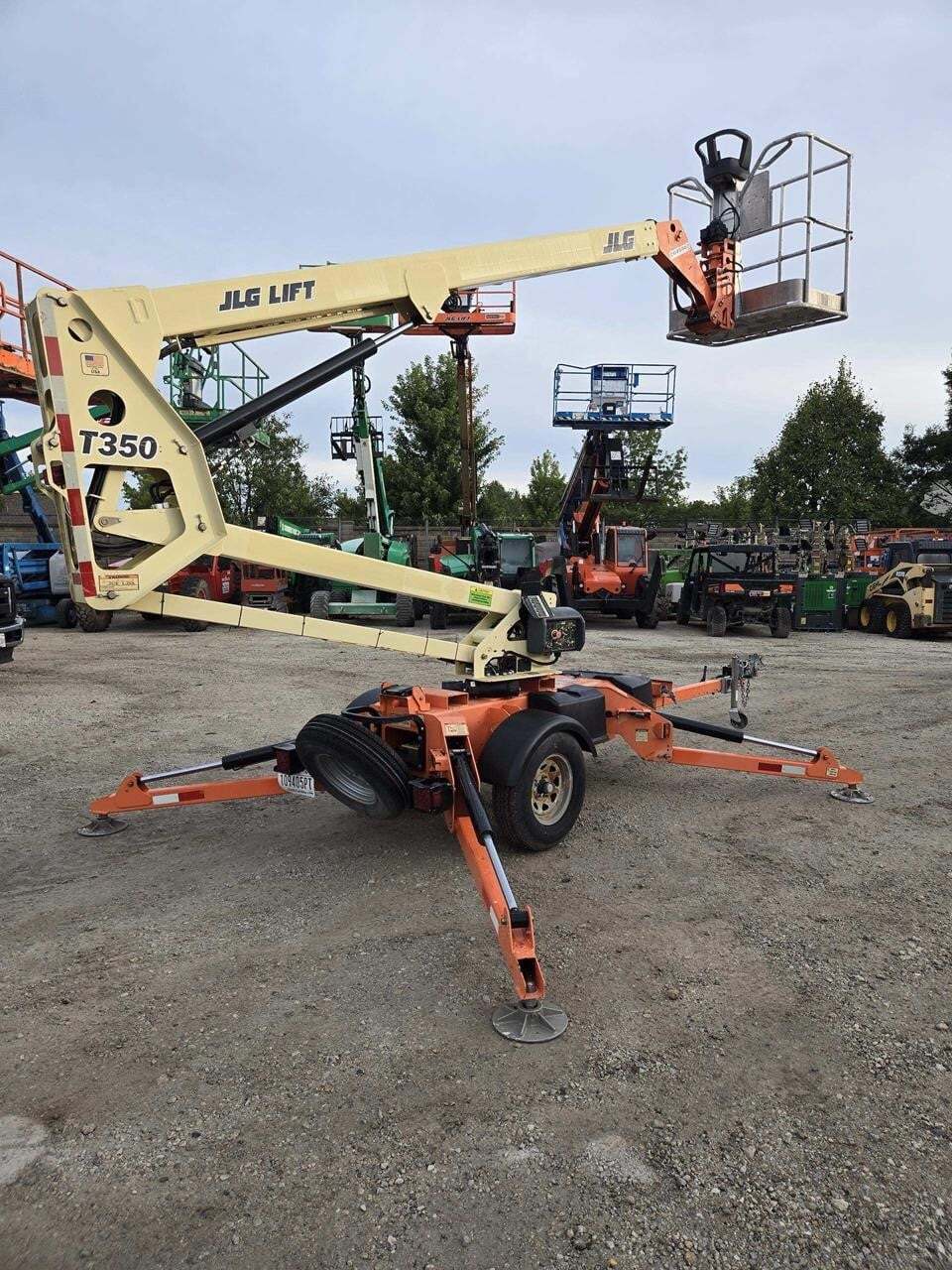 2018 JLG T350-9