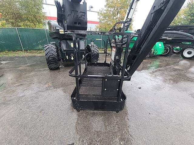 2016 JLG 1250AJP-16