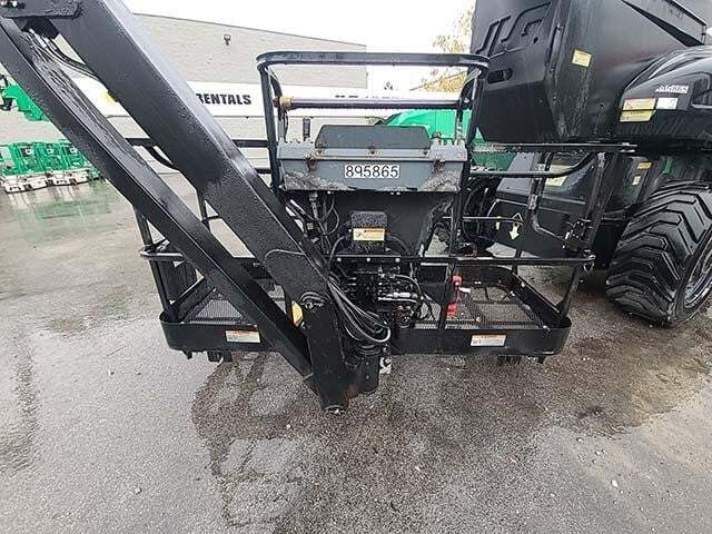 2016 JLG 1250AJP-19