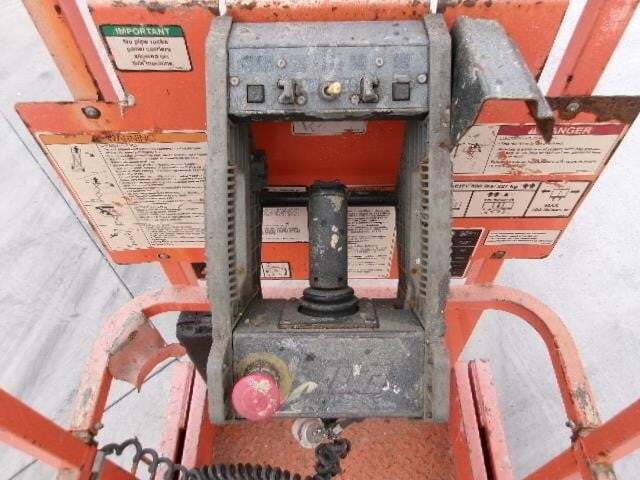 2019 JLG 1930ES-9