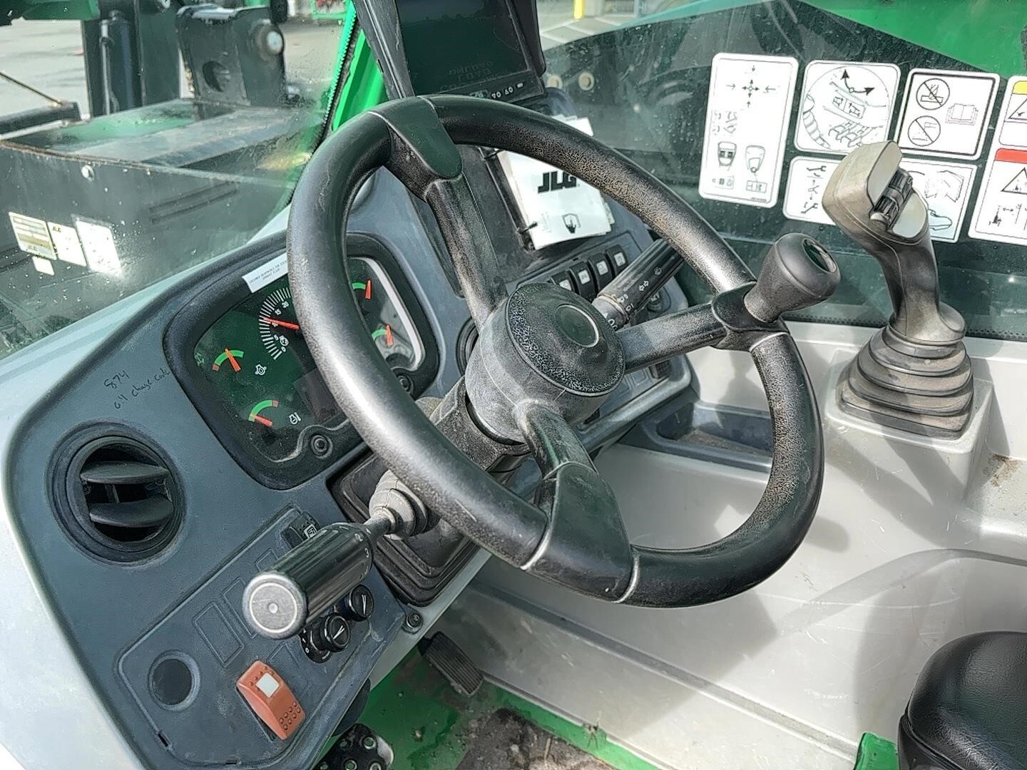 2018 JLG 1255-17