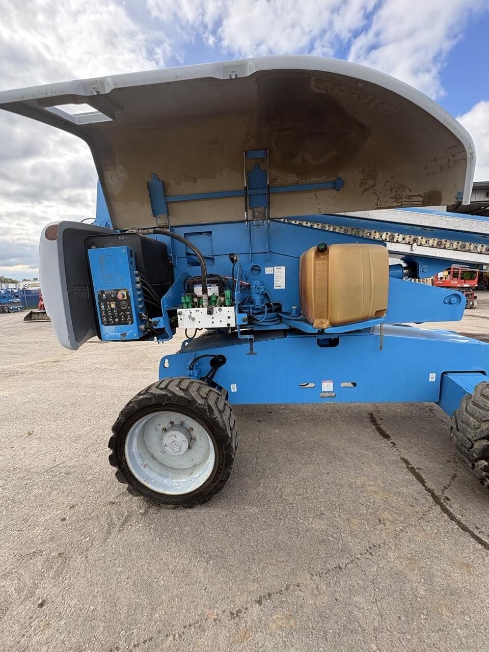 2006 Genie S-65-8