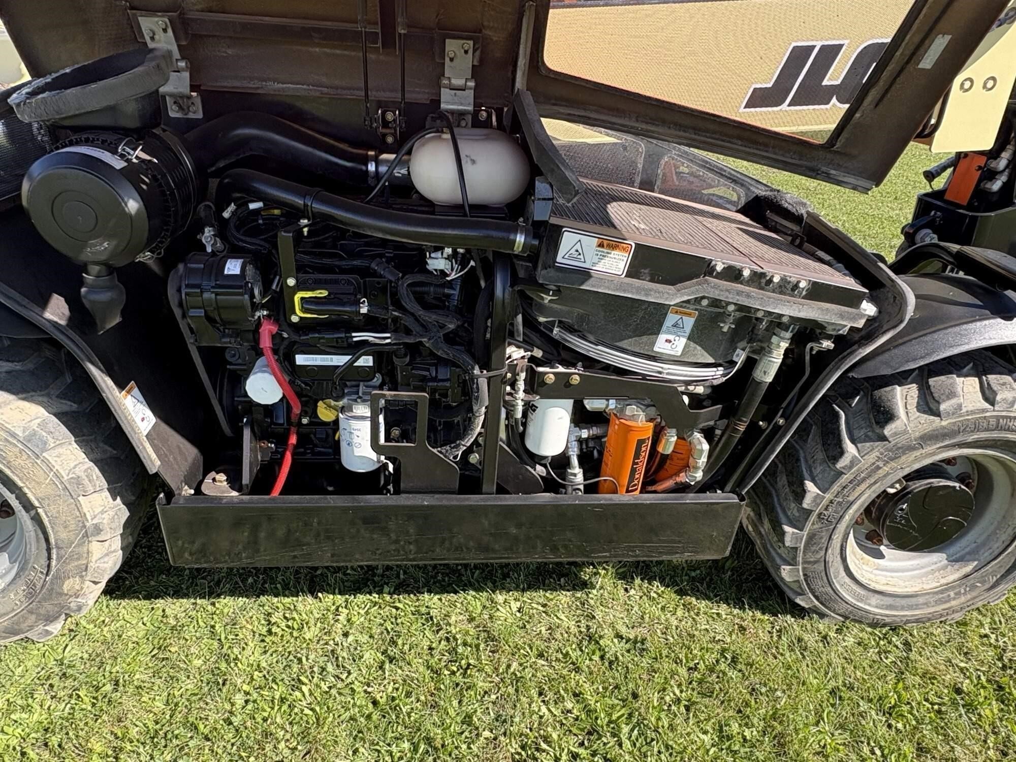 2021 JLG G5-18A-8