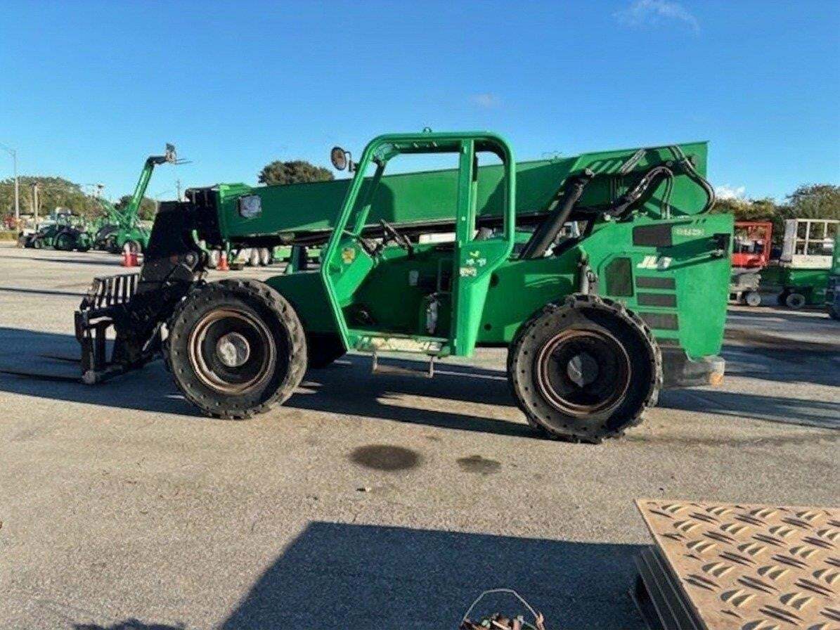 2016 SkyTrak 6042