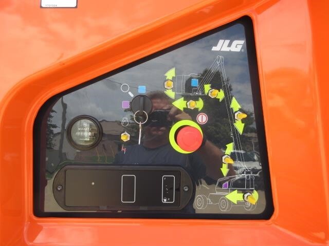 2025 JLG 460SJ-24