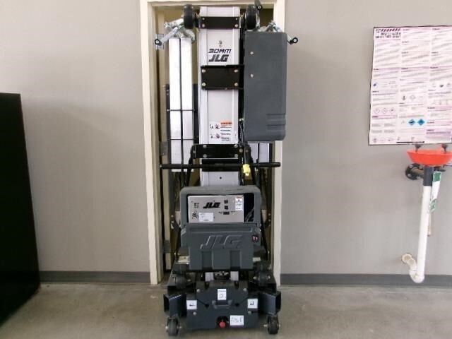 2025 JLG 30AM-27