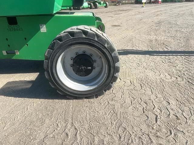 2018 JLG 800AJ-9