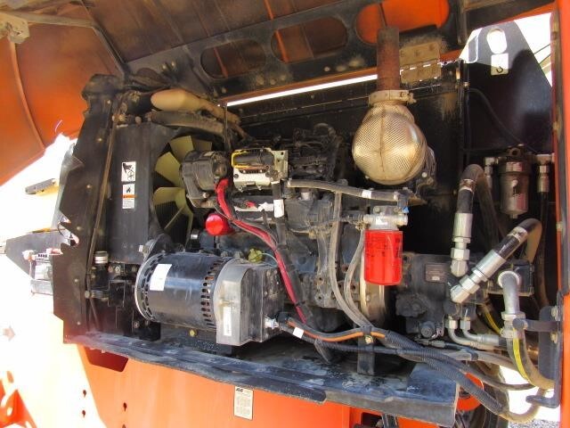 2018 JLG 660SJ-17
