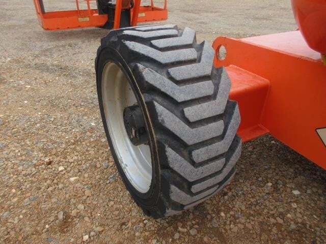 2016 JLG 600AJ-12