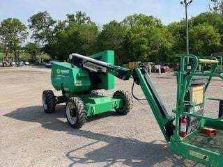 2017 JLG 340AJ-3
