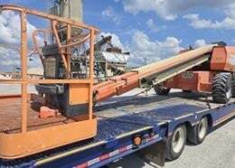 2017 JLG 600S