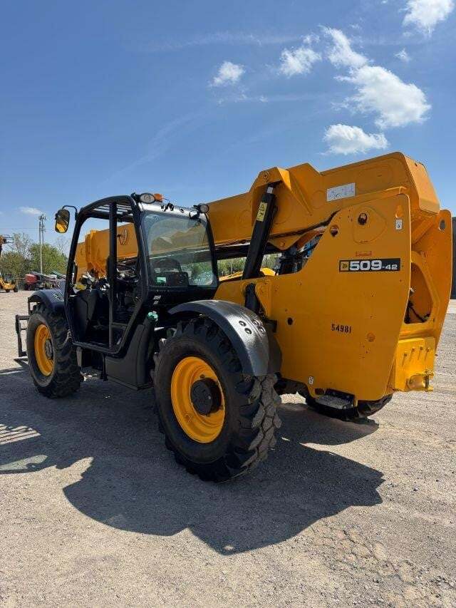 2019 JCB 509-42-4