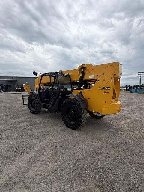 2022 JCB 510-56-6