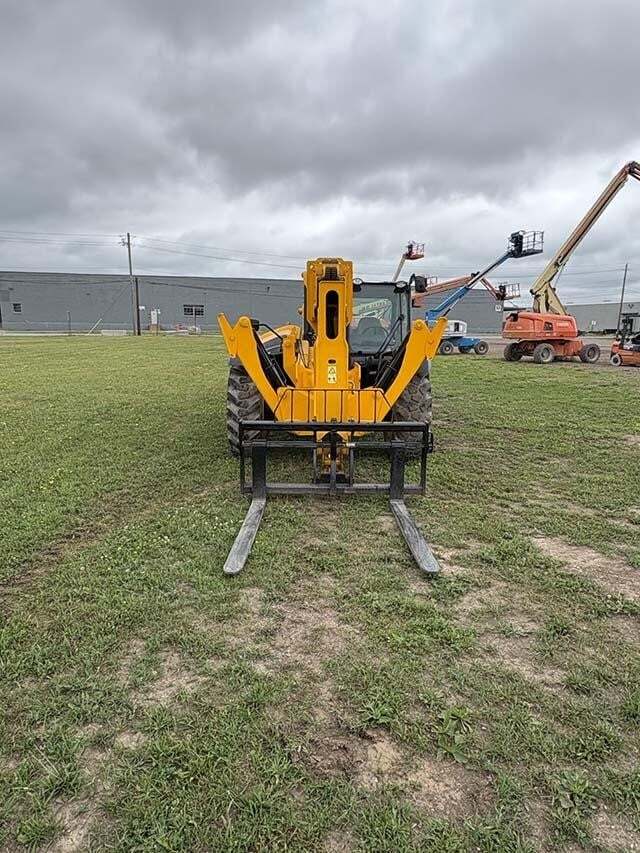 2016 JCB 510-56-7