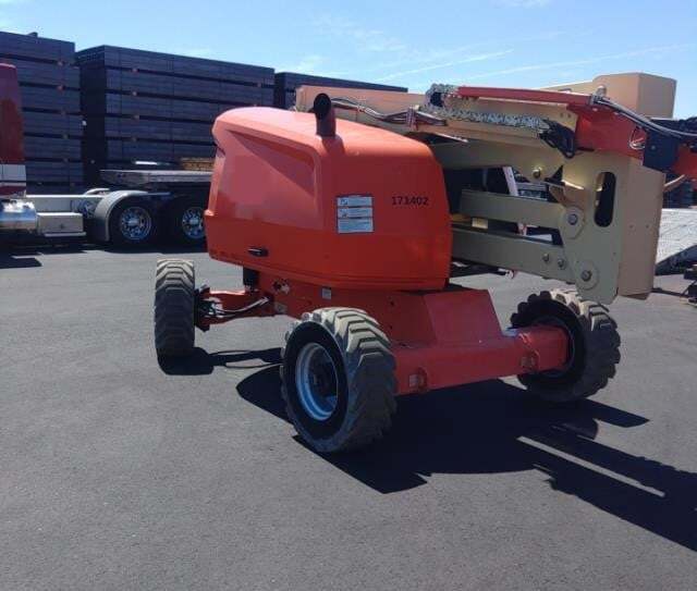 2018 JLG 450AJ-3