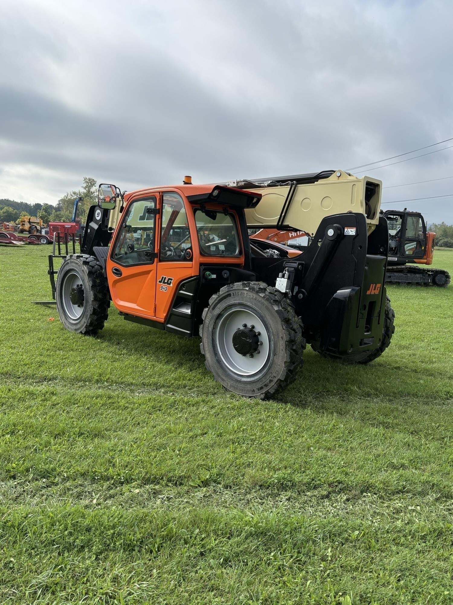 2022 JLG 943-3