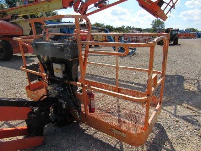 2018 JLG 660SJ-11