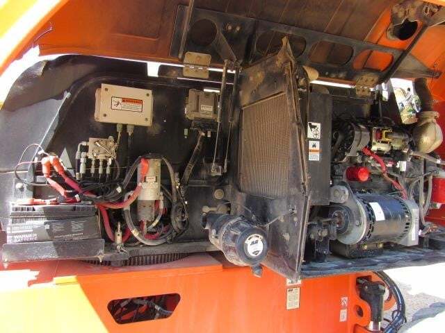 2018 JLG 660SJ-19