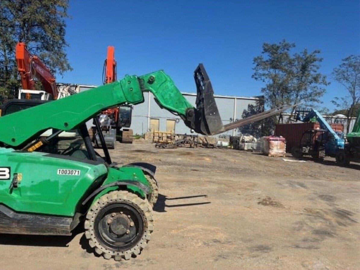 2017 JCB 525-60-7