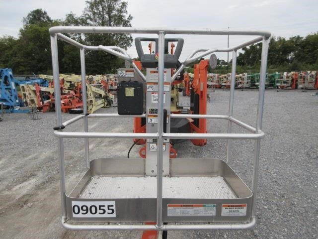 2018 JLG T500J-7