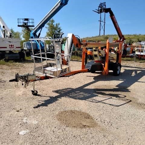 2018 JLG T500J